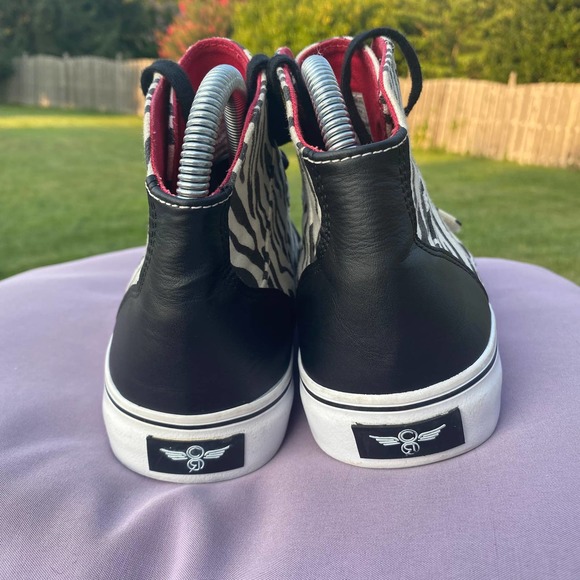 Creative Recreation Cesario Hi XVI Zebra Print   Women's Size 7 Sneaker Shoe - Picture 5 of 11